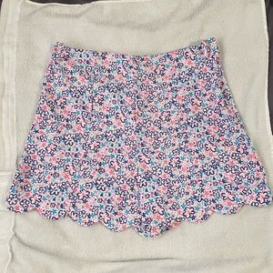 Lilly Pulitzer Casia Scalloped hem Shorts Size 12